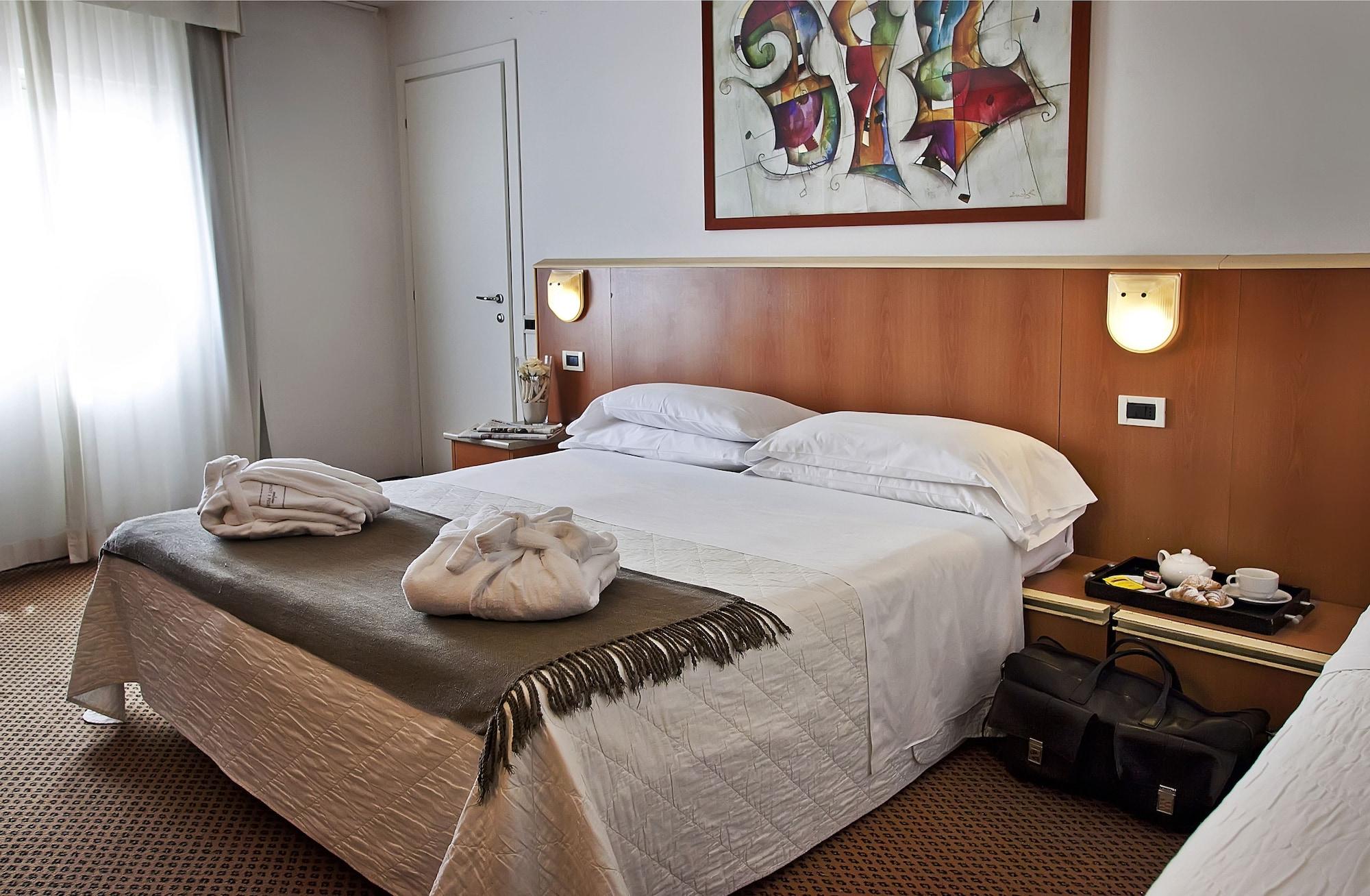 Principe Di Piemonte Hotel
